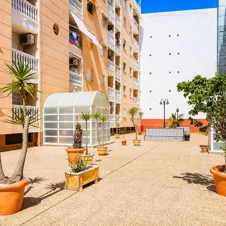 Apartment Center, Comfort *
